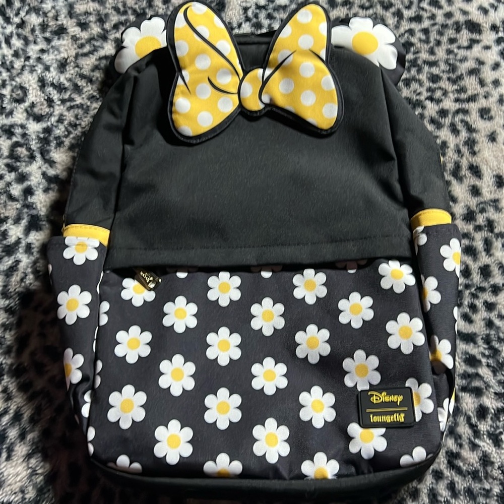 Minnie Daisy Full size Loungefly backpack